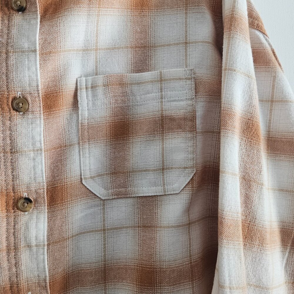 Aeropostale Long Sleeve Tan White Plaid Button-Down XS Shirt - Picture 5 of 8